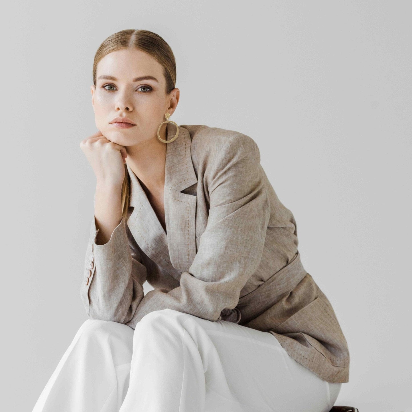 Laura hammered earrings - G x G Collective