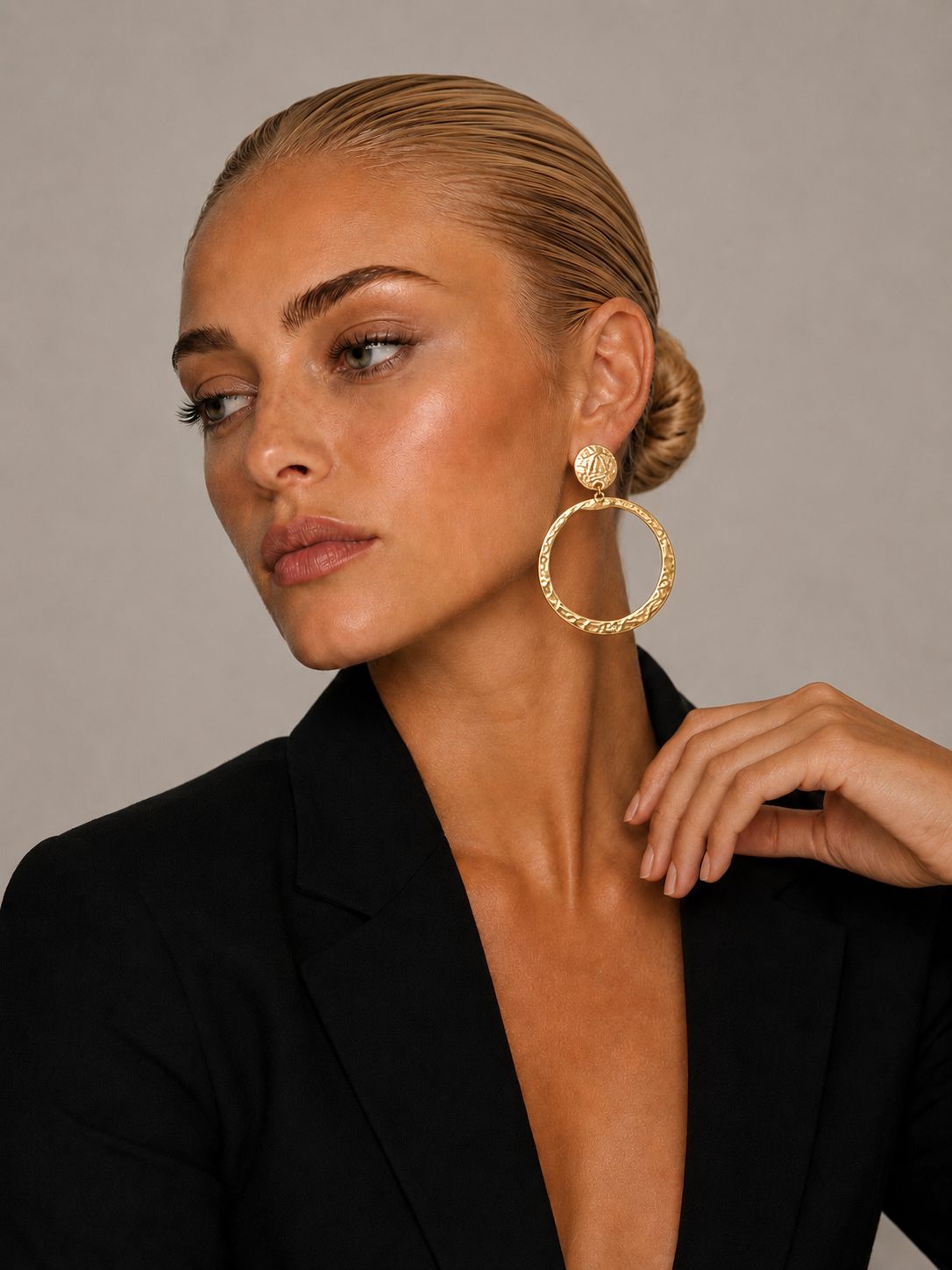 Laura hammered earrings