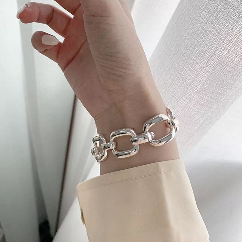 Bianca chunky sterling silver interlinking bracelet G x G Collective